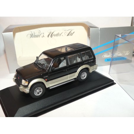 MITSUBISHI PAJERO LWB 1994 Noir MINICHAMPS 1:43
