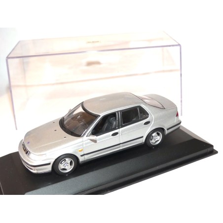 SAAB 9-5 2,3t Gris MINICHAMPS 1:43