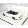 BENTLEY AZURE 2007 Blanc MINICHAMPS 1:43 roue peint en noir