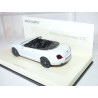 BENTLEY CONTINENTAL GTC 2007 Blanc MINICHAMPS 1:43 roue peint en noir