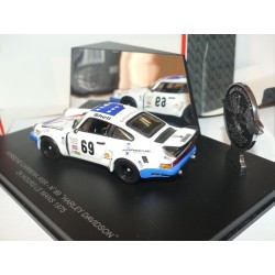 PORSCHE CARRERA RSR N°69 LE MANS 1975 HARLEY DAVIDSON UNIVERSAL HOBBIES 1:43