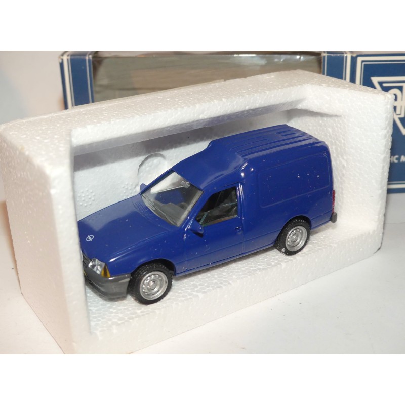 OPEL KADETT COMBO Bleu AHC PROMOTION 1:43