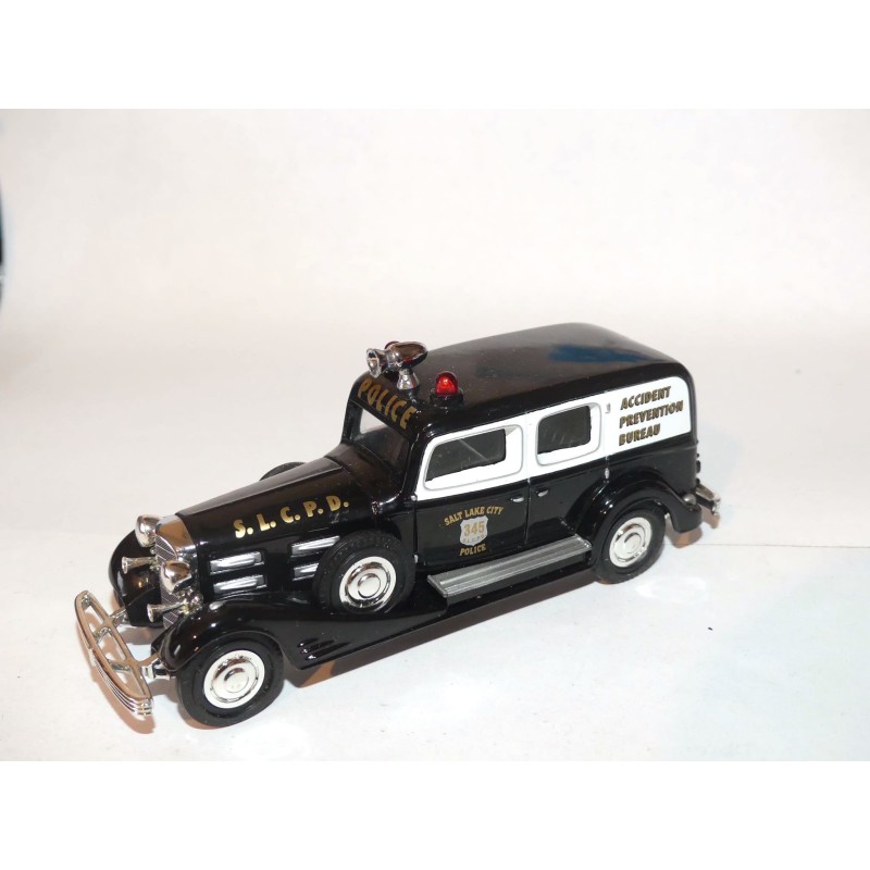 CADILLAC V16 POLICE SALT LIKE CITY MATCHBOX DYM38021 1:43 sans boite
