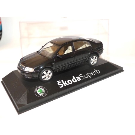 SKODA SUPERB I Champagne KADEN 1:43