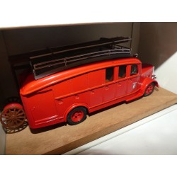 SAURER TYPE C POMPIERS DE BALE ALLEMAND FEUERWEHR BASEL VITESSE 230 1:43