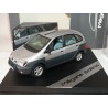 RENAULT RX4 2.0 16V Gris UNIVERSAL HOBBIES 1:43