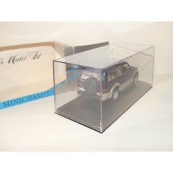 MITSUBISHI PAJERO LWB 1994 Bleu MINICHAMPS 1:43