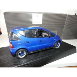 MERCEDES CLASS A 5 Portes 1997 Bleu MAISTO 1:18