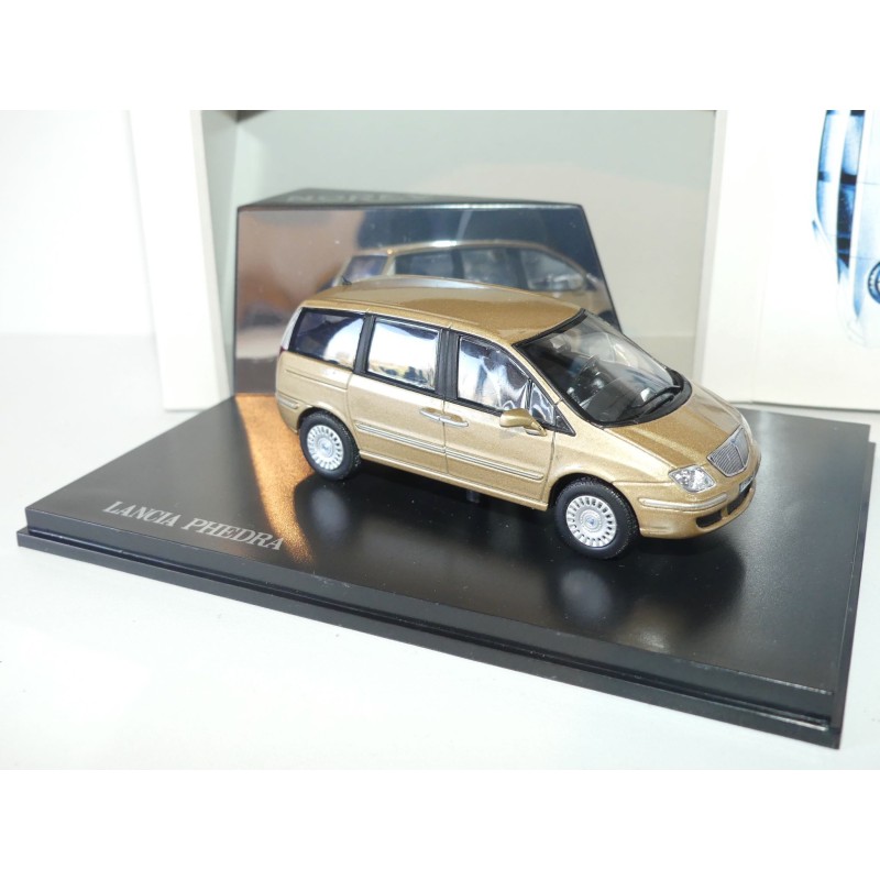 LANCIA PHEDRA 2007 Beige NOREV 1:43 de reference 781001