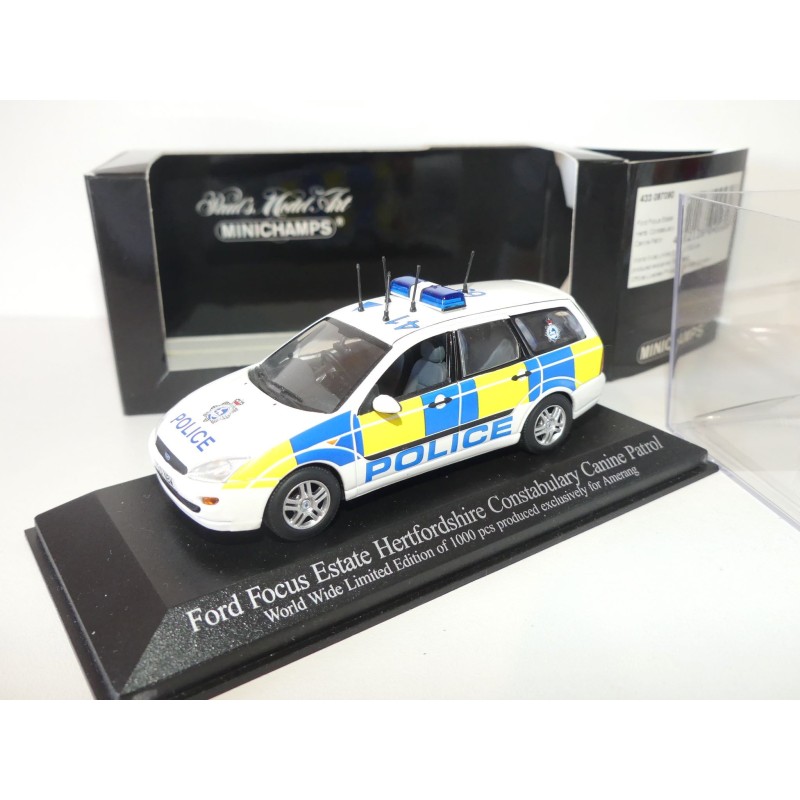 FORD FOCUS ESTATE POLICE CANINE PATROL MINICHAMPS 1:43