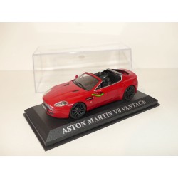 ASTON MARTIN V8 VANTAGE Version targa Rouge ALTAYA 1:43 modèle modifié