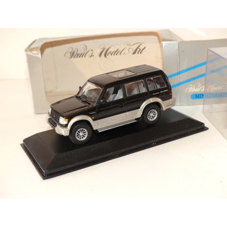 MITSUBISHI PAJERO LWB 1994 Noir MINICHAMPS 1:43