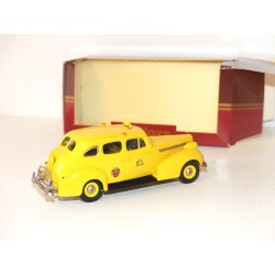 PACKARD SUPER 8 1940 TAXI REXTOYS 1:43 imperfection sans boite