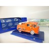 VOITURE TINTIN NÂ°42 LE CAMION DES POMPIERS DE L'ILE NOIRE ATLAS 1:43