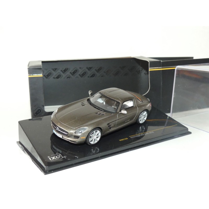 MERCEDES SLS AMG 2010 Gris IXO MOC124 1:43