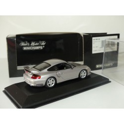 PORSCHE 911 GT2 996 2001 Gris MINICHAMPS 1:43