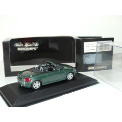 AUDI TT ROADSTER 8N phase 2 Vert Foncé avec aileron MINICHAMPS 1:43 imperfection