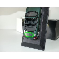 AUDI TT ROADSTER 8N phase 2 Vert Foncé avec aileron MINICHAMPS 1:43 imperfection
