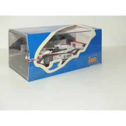 AUDI R8 NÂ°5 LE MANS 2004 IXO LM2004 1:43 1er contreboite abimÃ©e