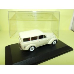 RENAULT JUVAQUATRE BREAK 1949 CrÃ¨me UNIVERSAL HOBBIES Collection M6 1:43