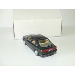 RENAULT SAFRANE Bleu KIT Monté GAFFE 1:43 imperfection imperfection