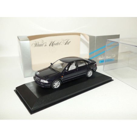 AUDI A4 B5 Phase 1 Bleu FoncÃ© MINICHAMPS 1:43 dÃ©faut