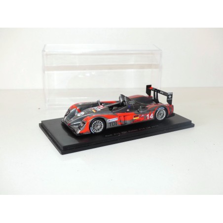 AUDI R10 TDi N°15 LE MANS 2010 SPARK S2565 1:43