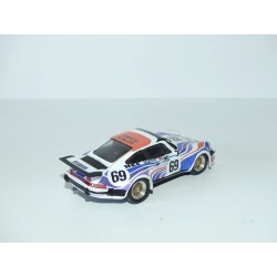 PORSCHE 934 TURBO N°69 LE MANS 1976 KIT Monté GRAND PRIX MODEL 1:43 sans boite