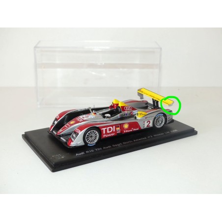 AUDI R10 TDi N°2 LE MANS 2008 SPARK 43LM08 1:43 imperfection