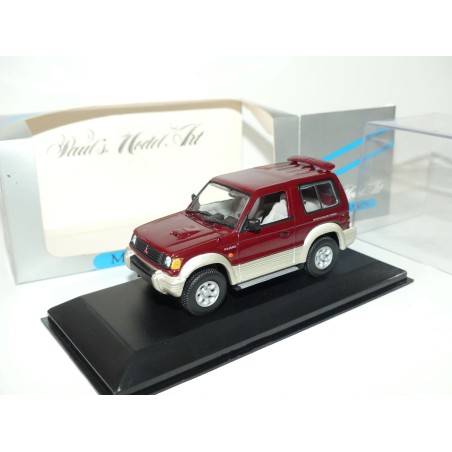 MITSUBISHI PAJERO SWB 1994 Bordeaux MINICHAMPS 1:43