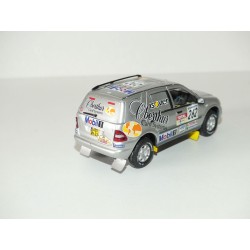 MERCEDES ML N°262 RALLYE RAID PARIS 2000 P. ALLLIOT VITESSE 1:43 imperfection sans boite