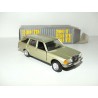 MERCEDES 240 TD BREAK Vert CONRAD 1:35 imperfection