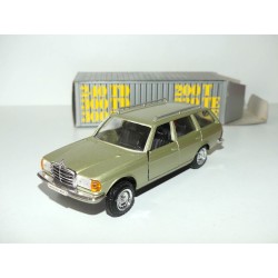 MERCEDES 240 TD BREAK Vert CONRAD 1:35 imperfection