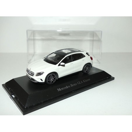 MERCEDES GLA Blanc SCHUCO 1:43