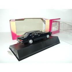 NISSAN GLORIA 2000 GL-E 1977 Noir DISM 1:43