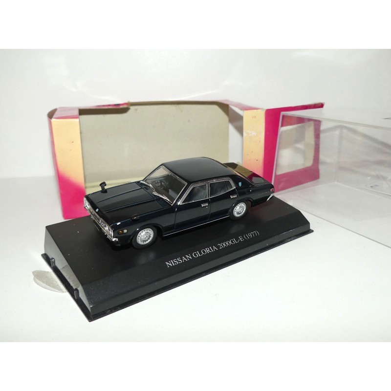 NISSAN GLORIA 2000 GL-E 1977 Noir DISM 1:43