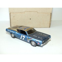 FORD TORINO COBRA N°17 NASCAR 1968 D. PEARSON STARTER 1:43 imperfection