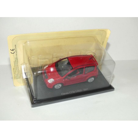 CITROEN C2 BY LOEB 2007 Rouge UNIVERSAL HOBBIES 1:43 sous blister
