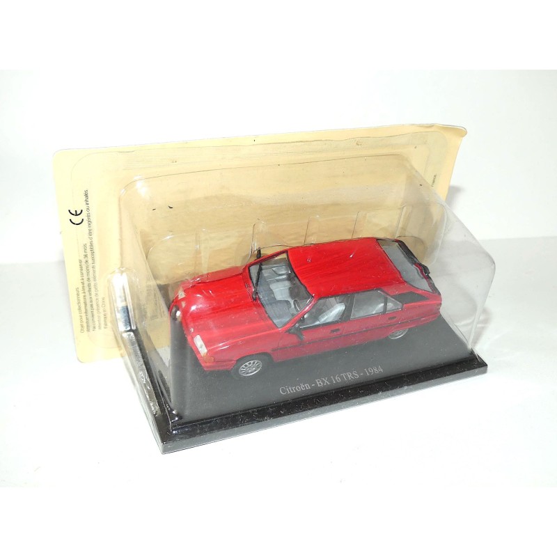 CITROEN BX 16 TRS 1984 Rouge UNIVERSAL HOBBIES 1:43 sous blister