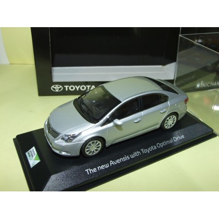 TOYOTA AVENSIS 3Ã¨me gÃ©nÃ©ration Gris MINICHAMPS 1:43