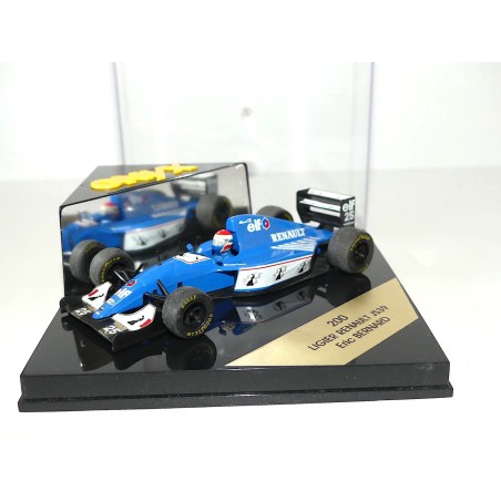 LIGIER JS39 GP 1992 E. BERNARD ONYX 200 1:43 vitrine et socle abimée
