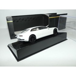 LAMBORGHINI ESTTOQUE 200 Blanc IXO MOC176 1:43