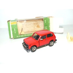 LADA NIVA Rouge FABRICATION RUSSE Made In URSS CCCP 1:43