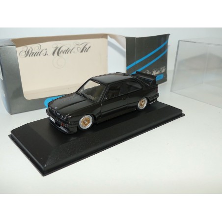 BMW M3 E30 Noir MINICHAMPS 1:43