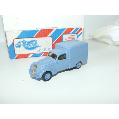 PEUGEOT 202 CAISSON PAQUET DE TABAC 1938 KIT Monté RECORD M.R.F. 1:43