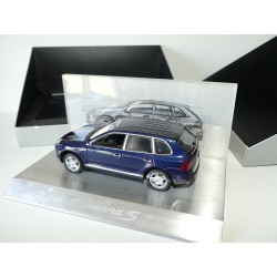 PORSCHE CAYENNE S I Phase 1 955 2002 Bleu MINICHAMPS 1:43 socle aluminium