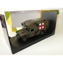 HUMMER US ARMY AMBULANCE MILITAIRE VICTORIA R038 1:43