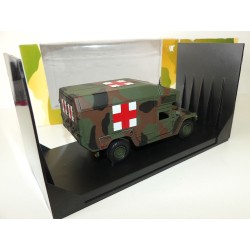 HUMMER US ARMY AMBULANCE MILITAIRE VICTORIA R038 1:43