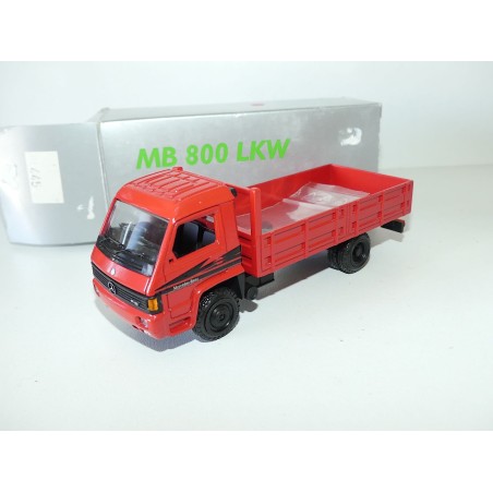CAMION MERCEDES MB 800 LKW Rouge NZG 1:43