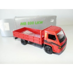 CAMION MERCEDES MB 800 LKW Rouge NZG 1:43
